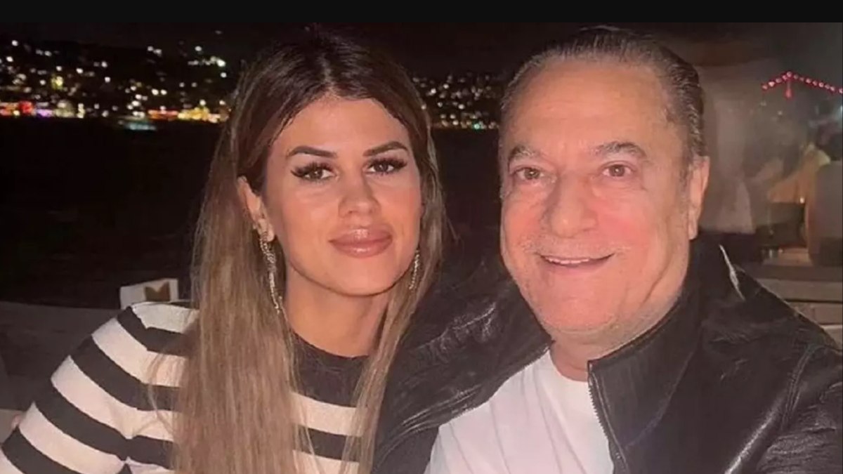 Mehmet Ali Erbil’den Çarpıcı İtiraf: Genç Sevgilisinden Çocuk İstediğini Açıkladı
